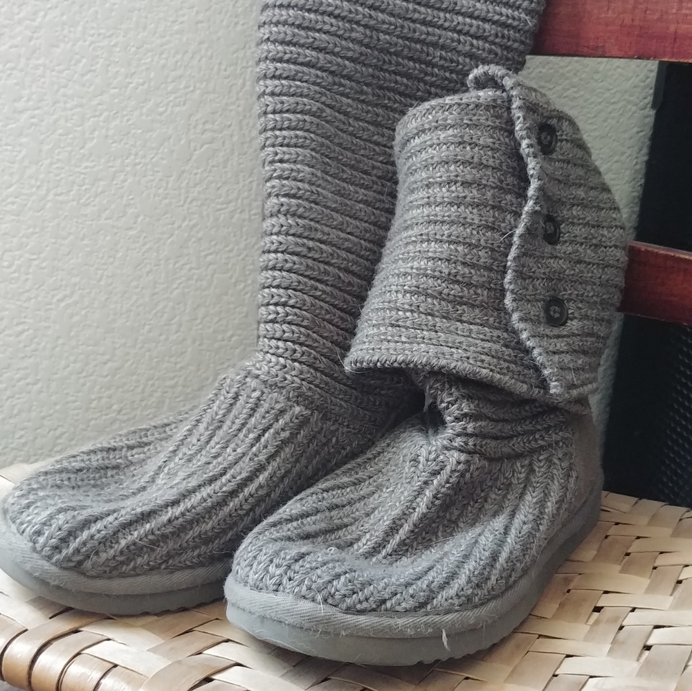 Classic Knit Uggs